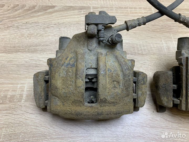 Суппорт задний правый/левый MB Sprinter