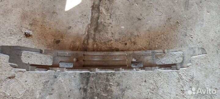 Абсорбер бампера