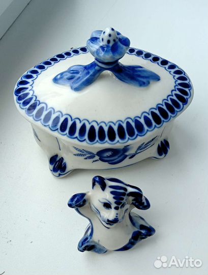 Шкатулка конфетница гжель