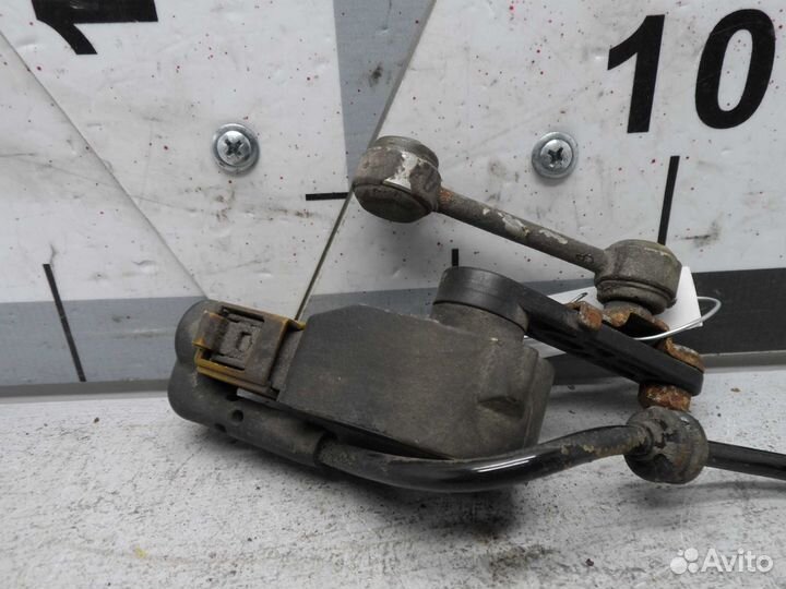 Датчик дорожного просвета Mercedes CLS W218 004542