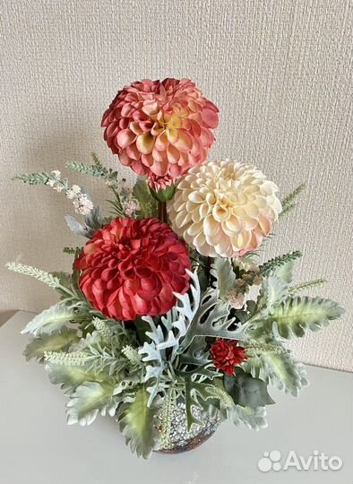 Цветочная композиция на стол