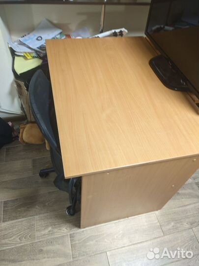 Стол офисный