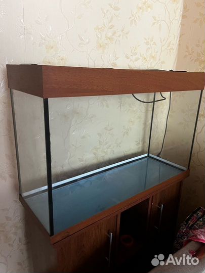 Аквариум с тумбой 175л