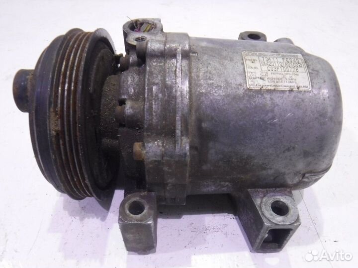 Компрессор кондиционера 73111FE040