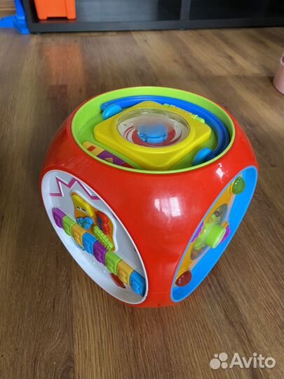 Интерактивный куб для малыша