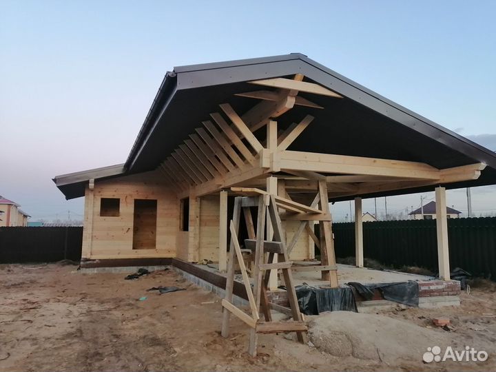 Шлифовка и покраска деревянного дома