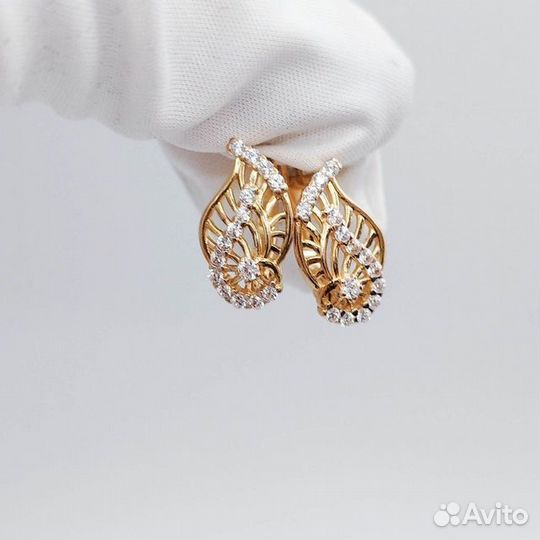 Золотые серьги с фианитом