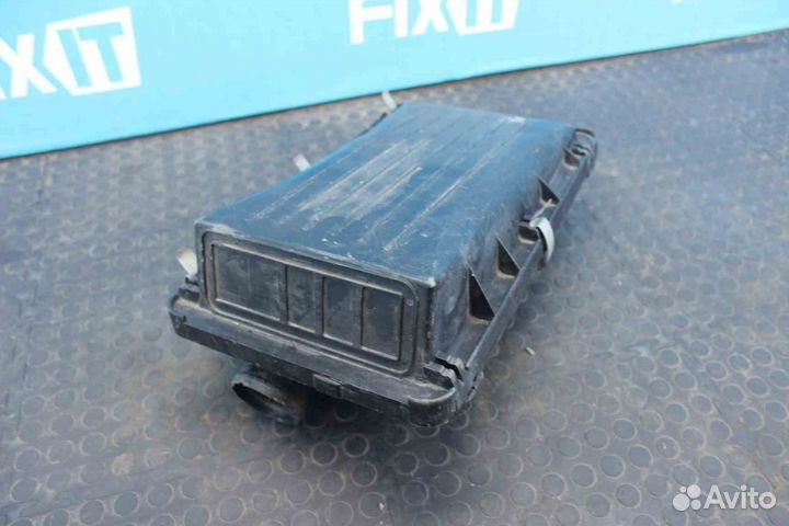 Корпус воздушного фильтра Nissan March (Ниссан Мар