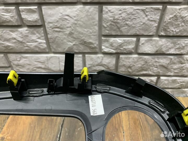 Renault Kaptur Накладка декоративная