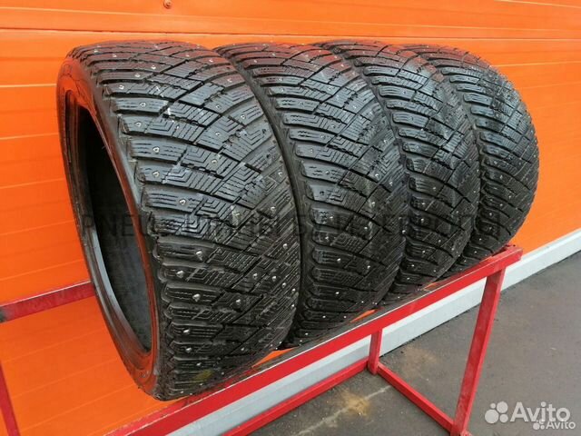 Goodyear Ultragrip Ice Arctic 225/45 R17 94T