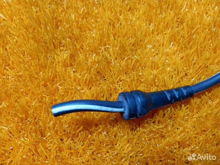 Датчик abs задний правый Volkswagen Passat B7 caxa