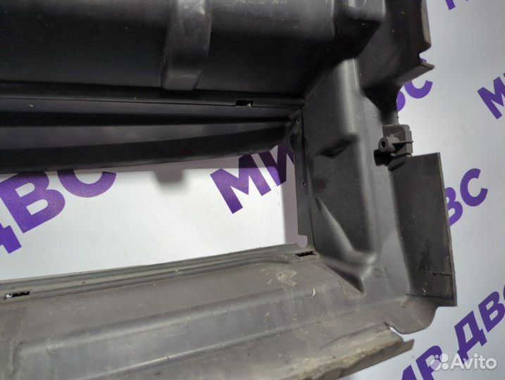 Воздуховод радиатора Bmw 5 F10 N20 2012