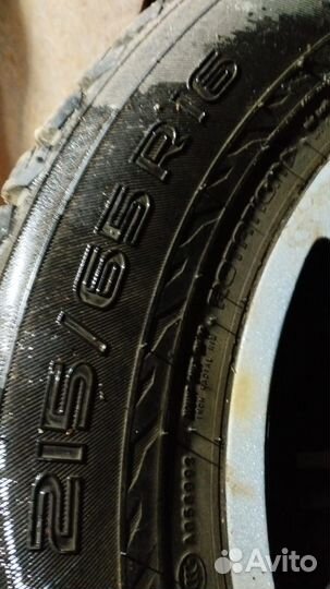 Nokian Tyres Hakkapeliitta 9 215/65 R16