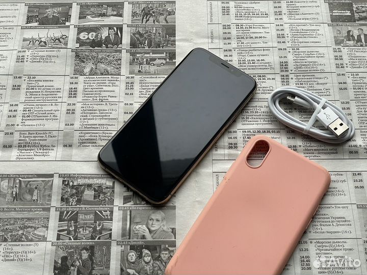 iPhone Xs, 64 ГБ