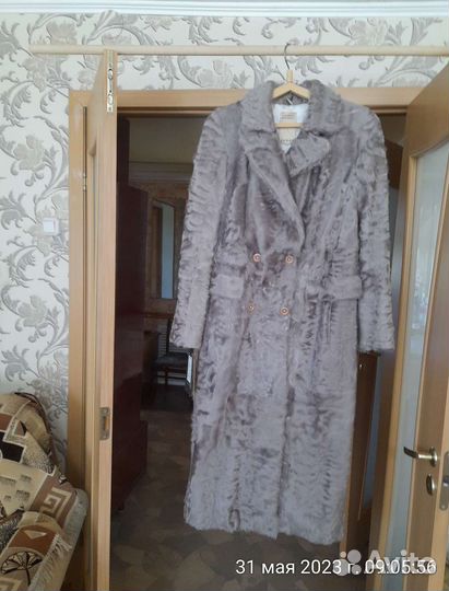 Пальто женское новое демисезонное 46 48 меховое