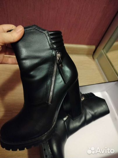 Ботинки женские 35 размер осень