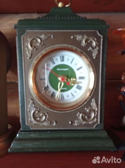 Часы настольные Янтарь, кварц