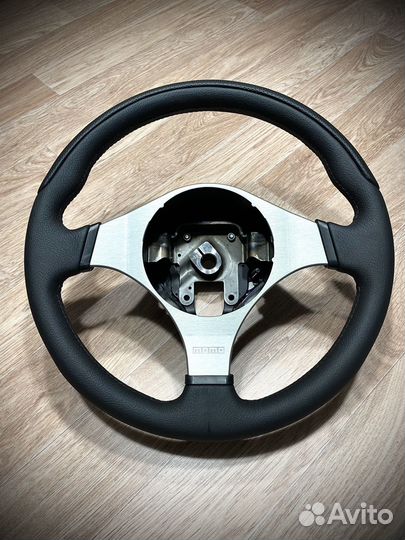 Руль momo Mitsubishi Lancer Evolution 9