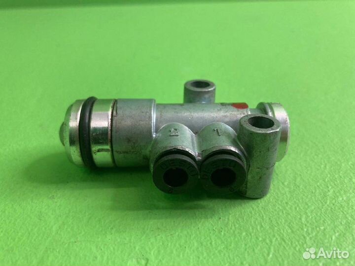 Клапан управления кпп mercedes-benz actros MP II