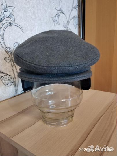 Мужская теплая кепка новая