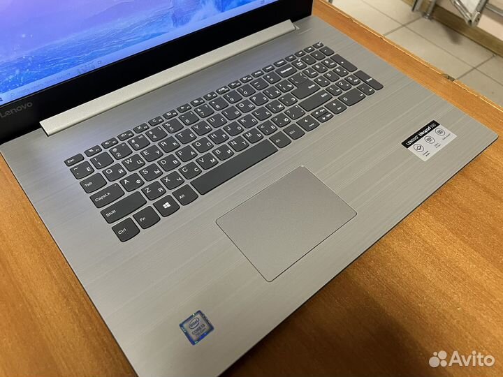 Тонкий свежий игровой ноутбук / 12gb / ssd 512gb