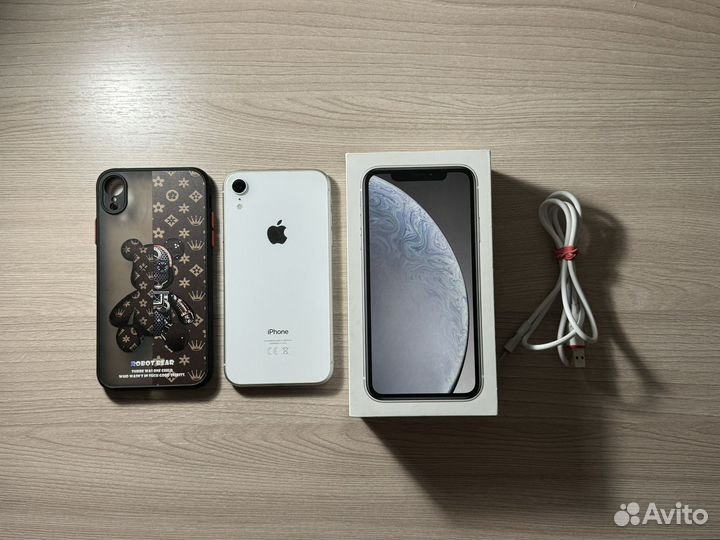iPhone Xr, 128 ГБ