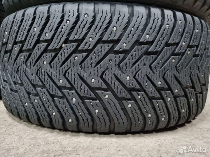 Nokian Tyres Hakkapeliitta 8 SUV 275/40 R20