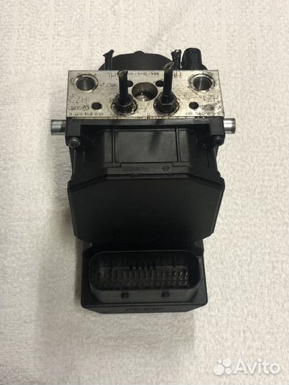 Блок ABS Audi A8 D3 4.2 4E0910517A 4E0614517E