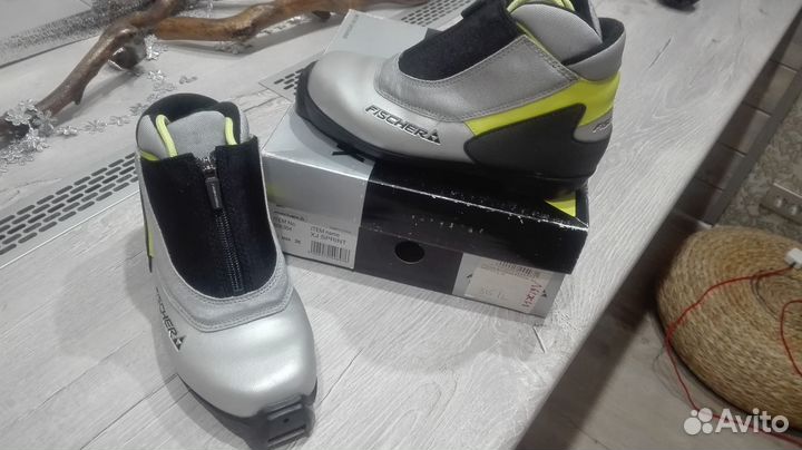 Ботинки Fischer д/беговых лыж р. 36