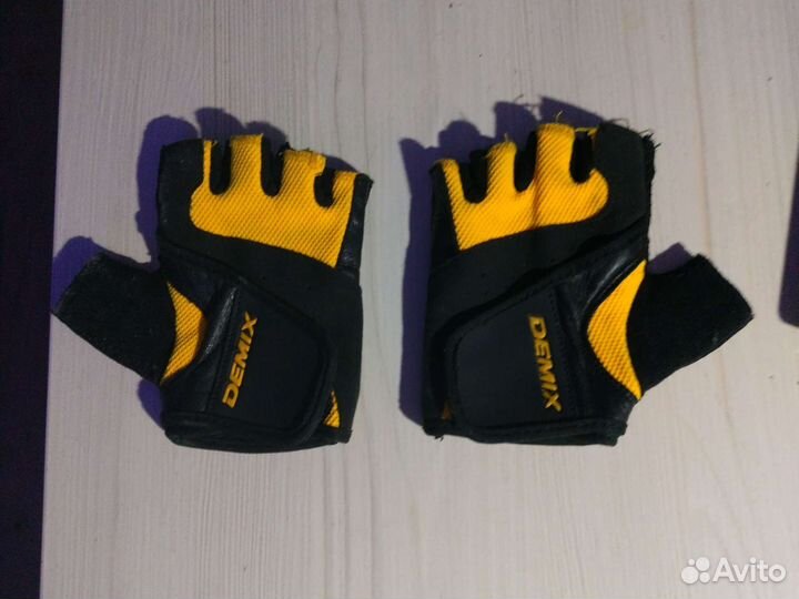 Перчатки для фитнеса demix