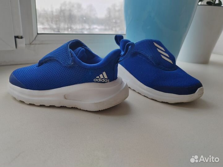 Кроссовки детские adidas