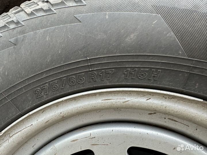 Yokohama Geolandar A/T G015 265/70 R17