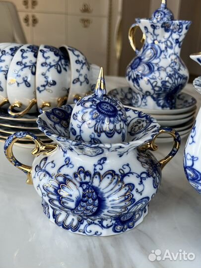 Коллекционный чайный сервиз «Поющий Сад» лфз