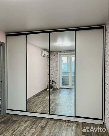 Шкаф-купе в стиле IKEA