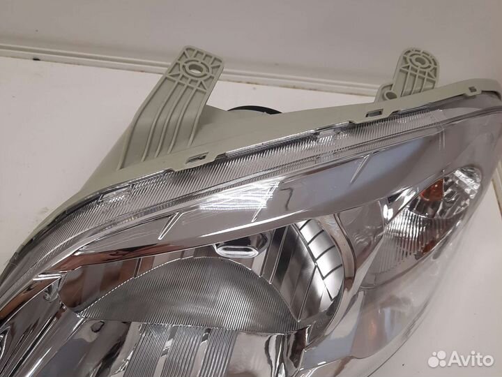 Фара левая Chevrolet aveo t250