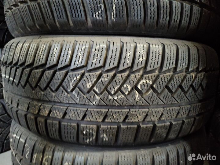 Continental ContiWinterContact TS 850 P 215/55 R17 W