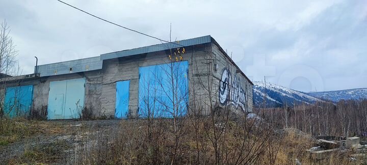 Гараж, > 30 м²