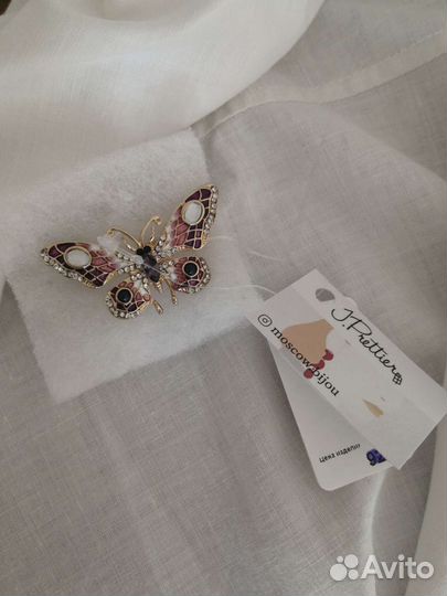 Брошь j. Prettier