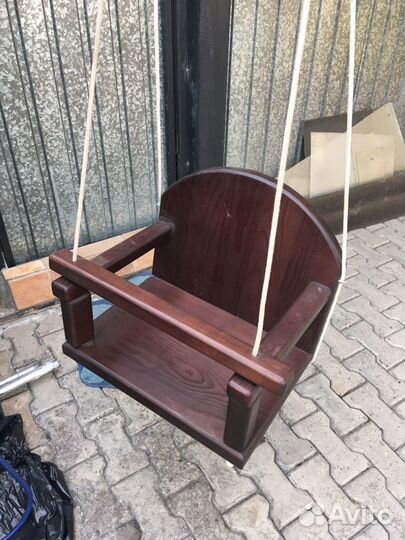 Детские качели из массива дуба