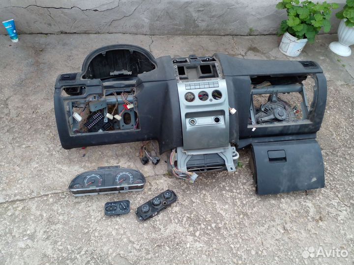 Торпедо УАЗ патриот