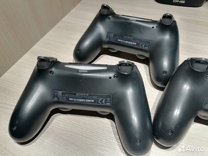 Джойстик на PS4 Оригинал