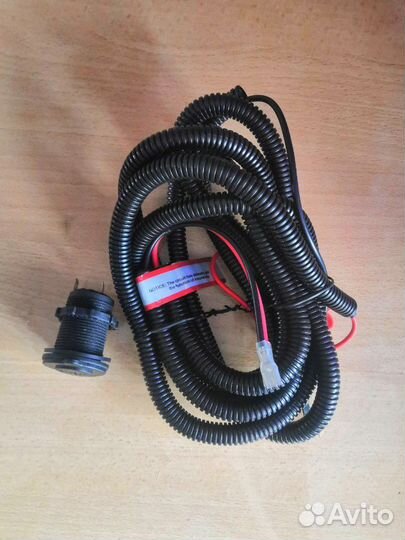 Авторозетка 12-24v