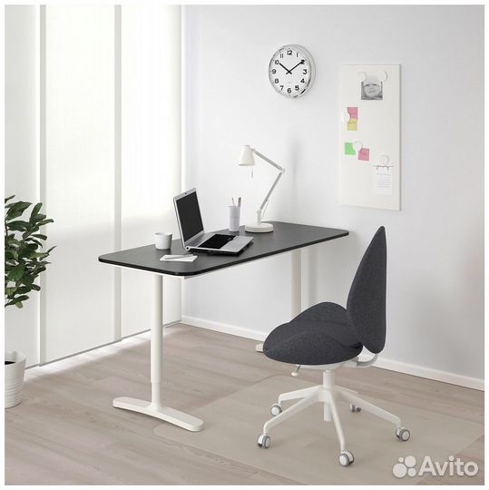 Стол bekant (IKEA) с подъемным механизмом