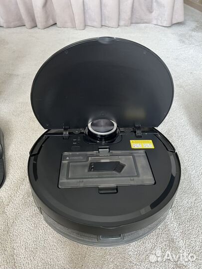 Робот-пылесос Midea