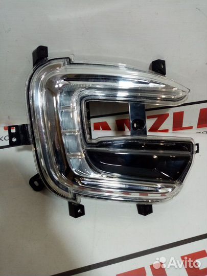 Дневной ходовой огонь правый Renault Kaptur 2016
