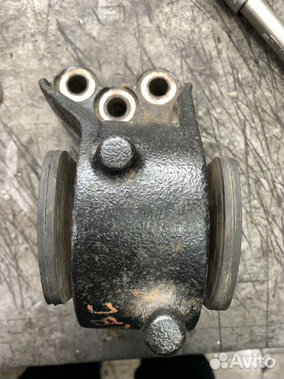 Опора двигателя (подушка двс) hyundai Sonata