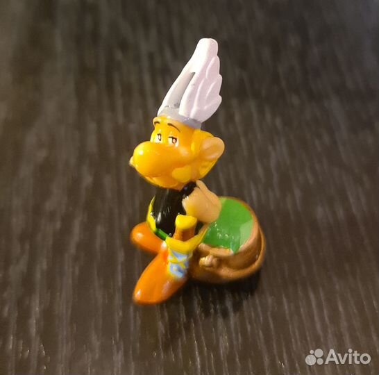 Игрушки из киндера