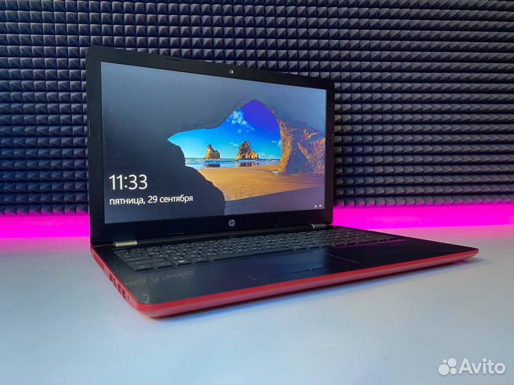 Ноутбук HP i3 6006u/8GB DDR4/SSD 240GB