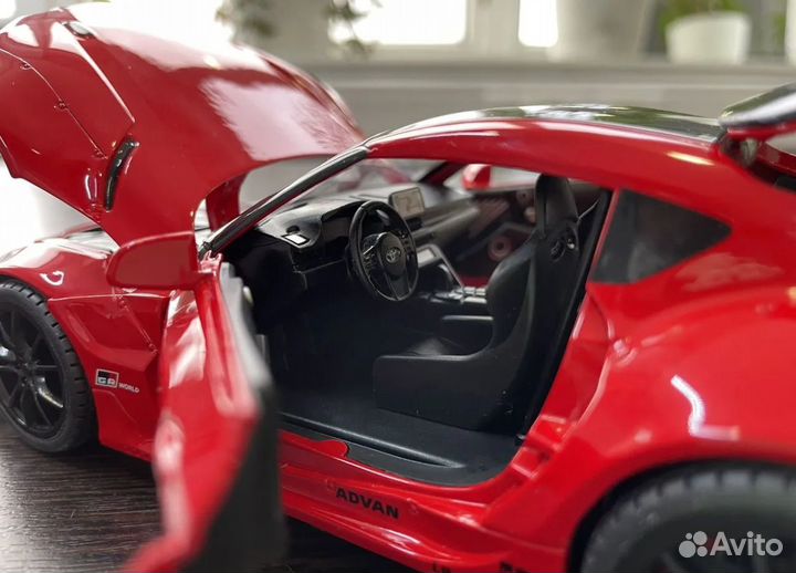 Модель машины Toyota Supra металл 1:24