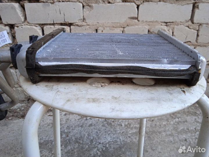 Радиатор отопителя Opel Astra H hatchback